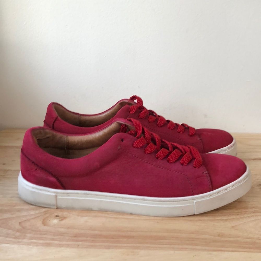 FRYE IVY Red Leather Low-Top Sneakers 3471182 in women’s size 7